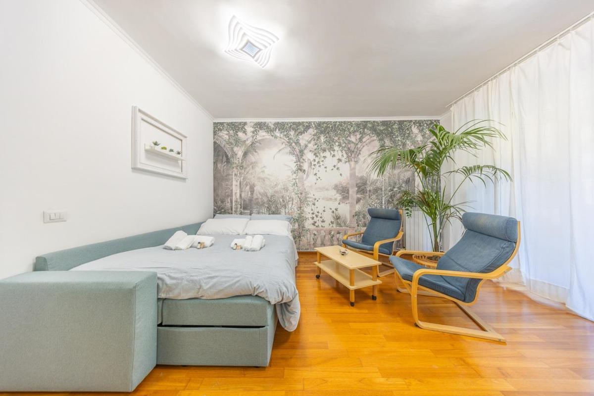Eur Boutique - Intero * Roma
